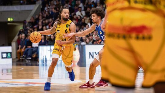 War beim Weihnachtsspiel vor zwei Jahren der Matchwinner für Kirchheim: Michael Flowers. Foto: Nina Sander War beim Weihnachtsspiel vor zwei Jahren der Matchwinner für Kirchheim: Michael Flowers. Foto: Nina Sander