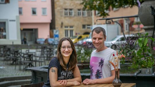 Ann-Katrin Zellner und Stefan Zeh hatten 2023 eine Idee. Zwei Jahre später brachten sie über 4500 Besucher und 300 Aussteller in Ann-Katrin Zellner und Stefan Zeh hatten 2023 eine Idee. Zwei Jahre später brachten sie über 4500 Besucher und 300 Aussteller in