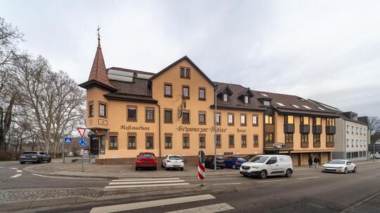 Der „Schwarze Adler“ hat erneut den Eigentümer gewechselt: Die Stadt Kirchheim hat den Gebäudekomplex nach einem guten Jahr bere Der „Schwarze Adler“ hat erneut den Eigentümer gewechselt: Die Stadt Kirchheim hat den Gebäudekomplex nach einem guten Jahr bere