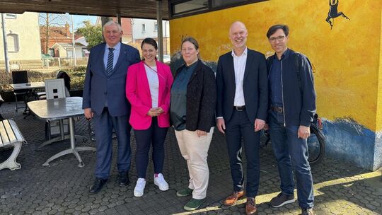 Karl-Josef Laumann wurde in Kirchheim von Natalie Pfau-Weller, Christine Schneider (Kreisdiakonieverband), OB Pascal Bader und R Karl-Josef Laumann wurde in Kirchheim von Natalie Pfau-Weller, Christine Schneider (Kreisdiakonieverband), OB Pascal Bader und R