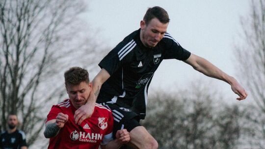 Der TSV Notzingen (schwarz) hat sich einiges vorgenommen. Foto: Celina Brüstle Der TSV Notzingen (schwarz) hat sich einiges vorgenommen. Foto: Celina Brüstle