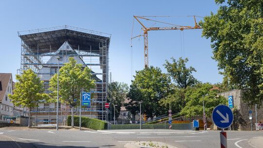 Das Mönchshaus, vielen Kirchheimern bekannt als früheres Wasserwirtschaftsamt, beherbergt eine Außenstelle des Finanzamts Nürtin Das Mönchshaus, vielen Kirchheimern bekannt als früheres Wasserwirtschaftsamt, beherbergt eine Außenstelle des Finanzamts Nürtin