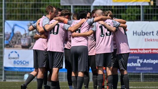 Die SGM Lenninger Tal geht als Favorit ins Derby gegen den TV Neidlingen II. Foto: Markus Brändli Die SGM Lenninger Tal geht als Favorit ins Derby gegen den TV Neidlingen II. Foto: Markus Brändli