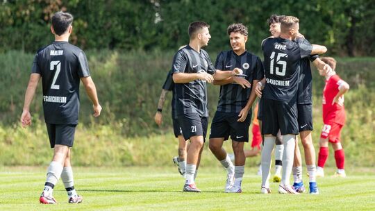 Der FC Kirchheim zitterte sich zu einem 3:2-Erfolg beim TSV Weilheim II. Foto: Michael Treutner Der FC Kirchheim zitterte sich zu einem 3:2-Erfolg beim TSV Weilheim II. Foto: Michael Treutner