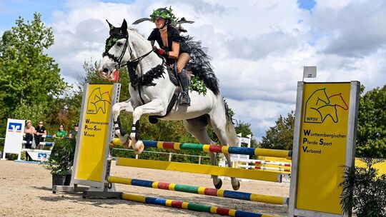 Das Kostümspringen war eines der Highlights der vier Turniertage in Weilheim. Foto: Markus Brändli Das Kostümspringen war eines der Highlights der vier Turniertage in Weilheim. Foto: Markus Brändli