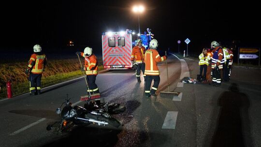 Der Motorradfahrer musste mit dem Hubschrauber ins Krankenhaus geflogen werden. Foto: SDMG Der Motorradfahrer musste mit dem Hubschrauber ins Krankenhaus geflogen werden. Foto: SDMG