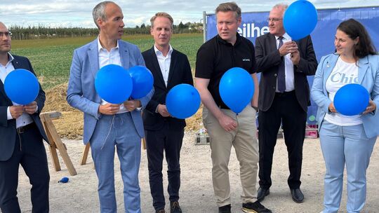 Gaben den Startschuss: Landrat Marcel Musolf, Bürgermeister Johannes Züfle, MdB Matthias Hiller (CDU), Cellcentric CTO Nicholas Gaben den Startschuss: Landrat Marcel Musolf, Bürgermeister Johannes Züfle, MdB Matthias Hiller (CDU), Cellcentric CTO Nicholas