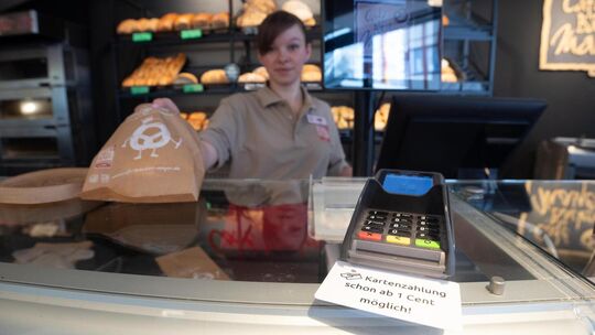 Bäcker Mayer ab 1 Cent Bäcker Mayer ab 1 Cent