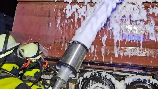 Der Löschschaum der Feuerwehr kommt mittlerweile ohne PFAS aus. Foto: pr Der Löschschaum der Feuerwehr kommt mittlerweile ohne PFAS aus. Foto: pr
