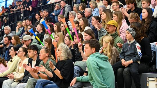 Die Fans In der Lindachsporthalle können sich auf eine verjüngte Mannschaft einstellen. Foto: Markus Brändli Die Fans In der Lindachsporthalle können sich auf eine verjüngte Mannschaft einstellen. Foto: Markus Brändli