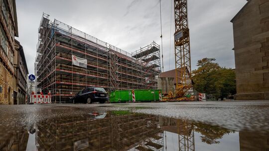 Der Kirchheimer Gemeinderat lässt jetzt notgedrungen den Innenausbau des Kornhauses um mindestens ein Jahr pausieren, weil die S Der Kirchheimer Gemeinderat lässt jetzt notgedrungen den Innenausbau des Kornhauses um mindestens ein Jahr pausieren, weil die S