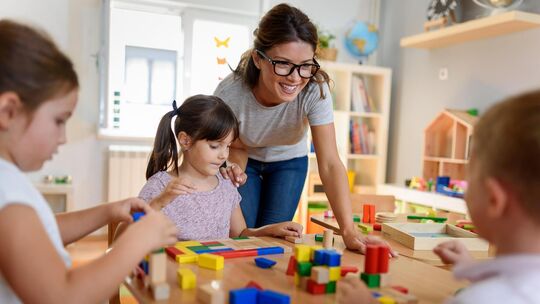 Ab Januar 2027 werden die Gebühren für die Kinderbetreuung in Bissingen erhöht. Deren Höhe orientiert sich am jeweiligen Einkomm Ab Januar 2027 werden die Gebühren für die Kinderbetreuung in Bissingen erhöht. Deren Höhe orientiert sich am jeweiligen Einkomm